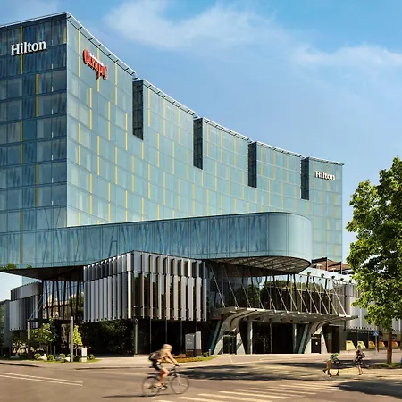 Hilton Park Hotell