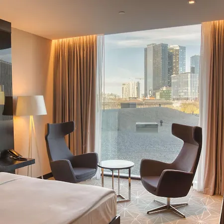 Ξενοδοχείο Hilton Park 4*