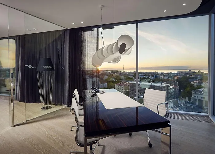 Hilton Park Hotel 4*