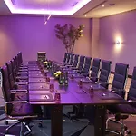 Hilton Park 4*