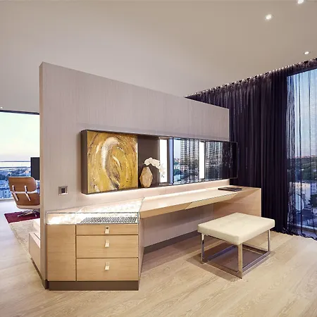 Отель Hilton Park