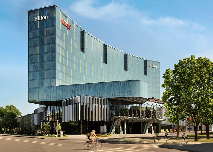 Hilton Park Отель