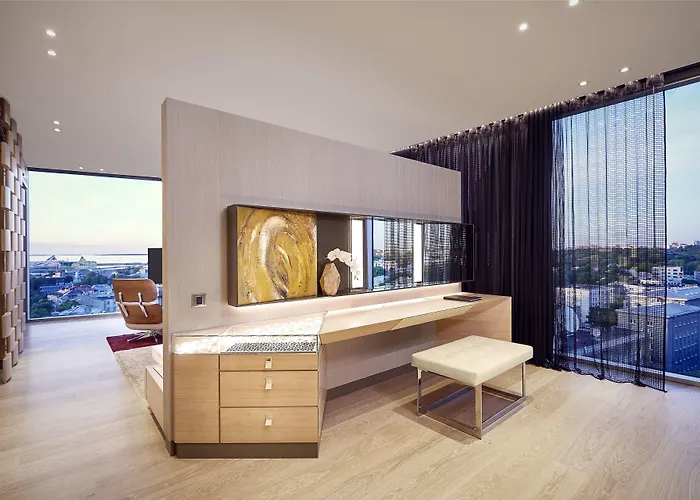 Отель Hilton Park