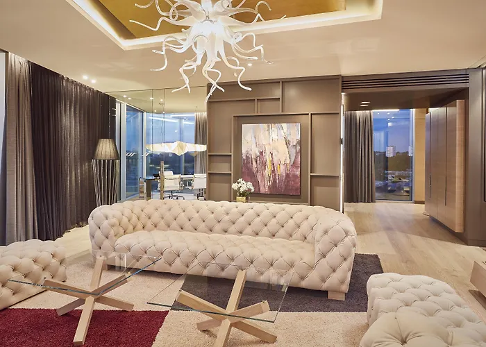 Hilton Park Отель 4*