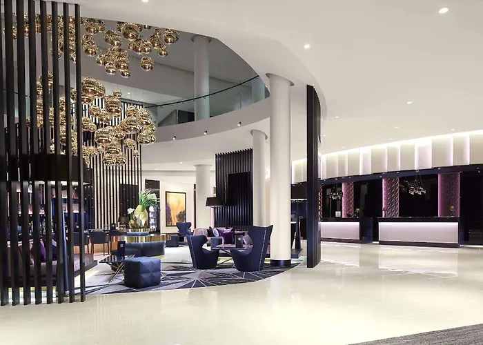 Hilton Park Отель